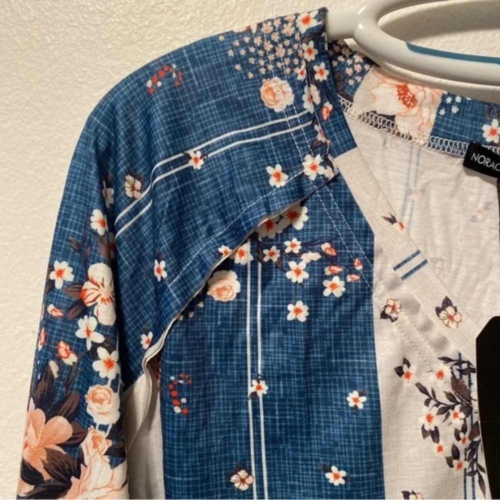 Noracora Tunic Top Women’s Size XL Long-sleeve Floral‎ V Neck NEW
